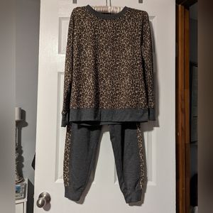 💛 2 for $15 Splendid pajama set size XS